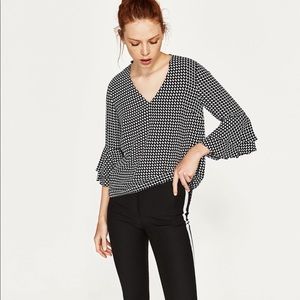 Zara hounds tooth bell sleeved top